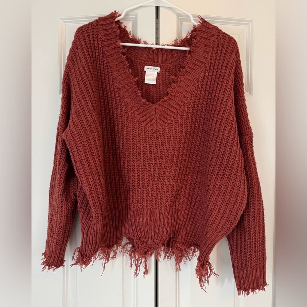 Main Strip Distressed Knit V Neck Sweater | Lightweight Casual Pullover